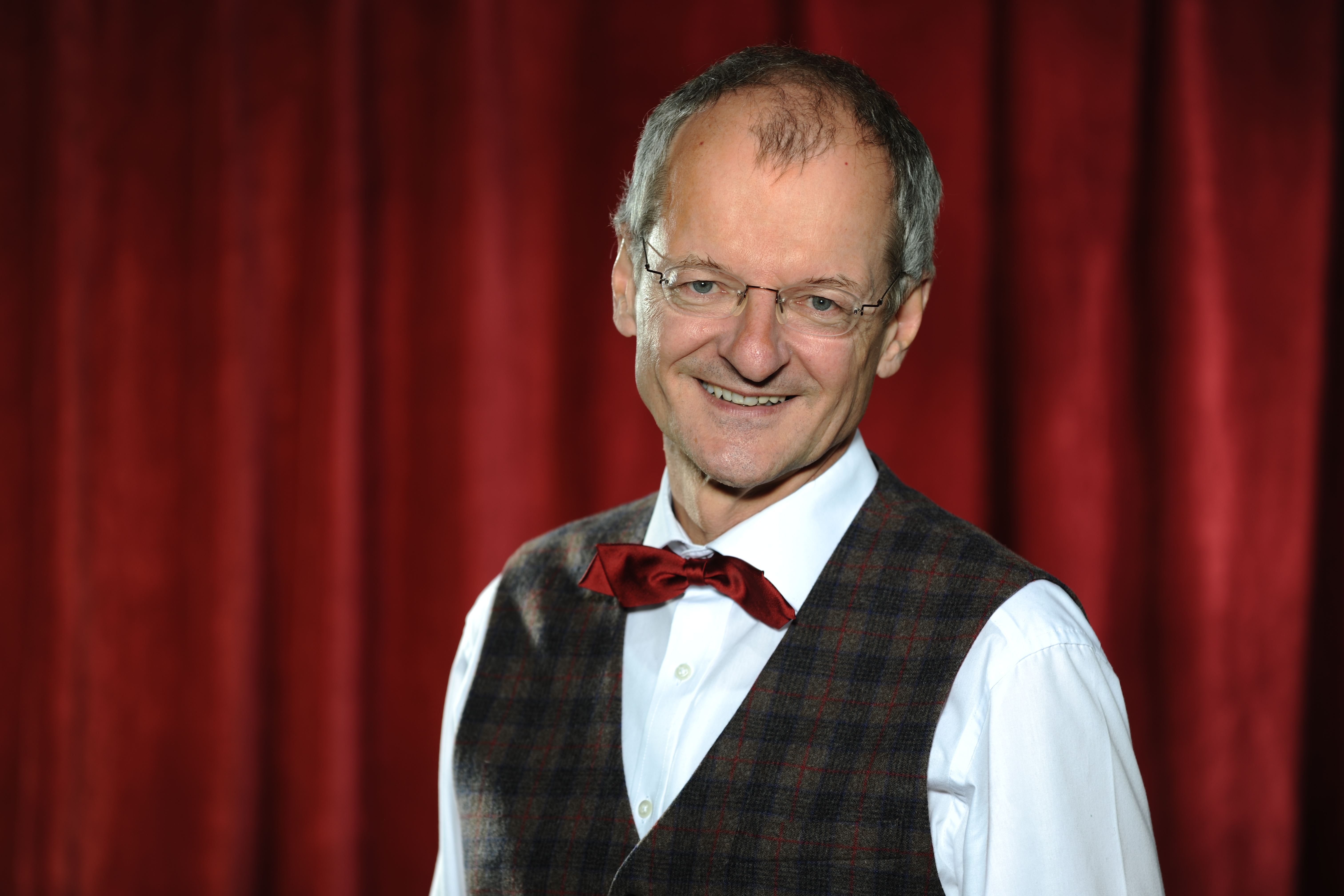 Dr. Walter Pfeifer